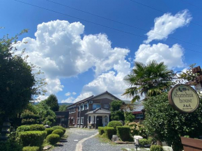 Отель Shiga Biwa Lake Shanshui House  Такасима